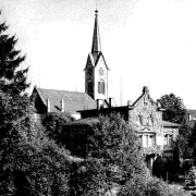 Altes Pfarrhaus und Kirche